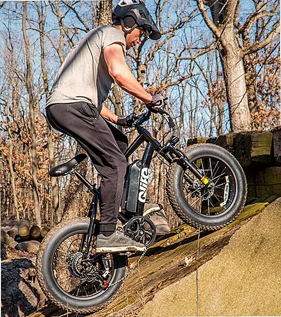 Electric mountain bike, off road, Racer Fat Tire E bike 1200 Watt 28mph